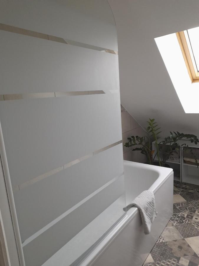 Ferienwohnung Chez Marie Et Hugo Crépy-en-Valois Exterior foto